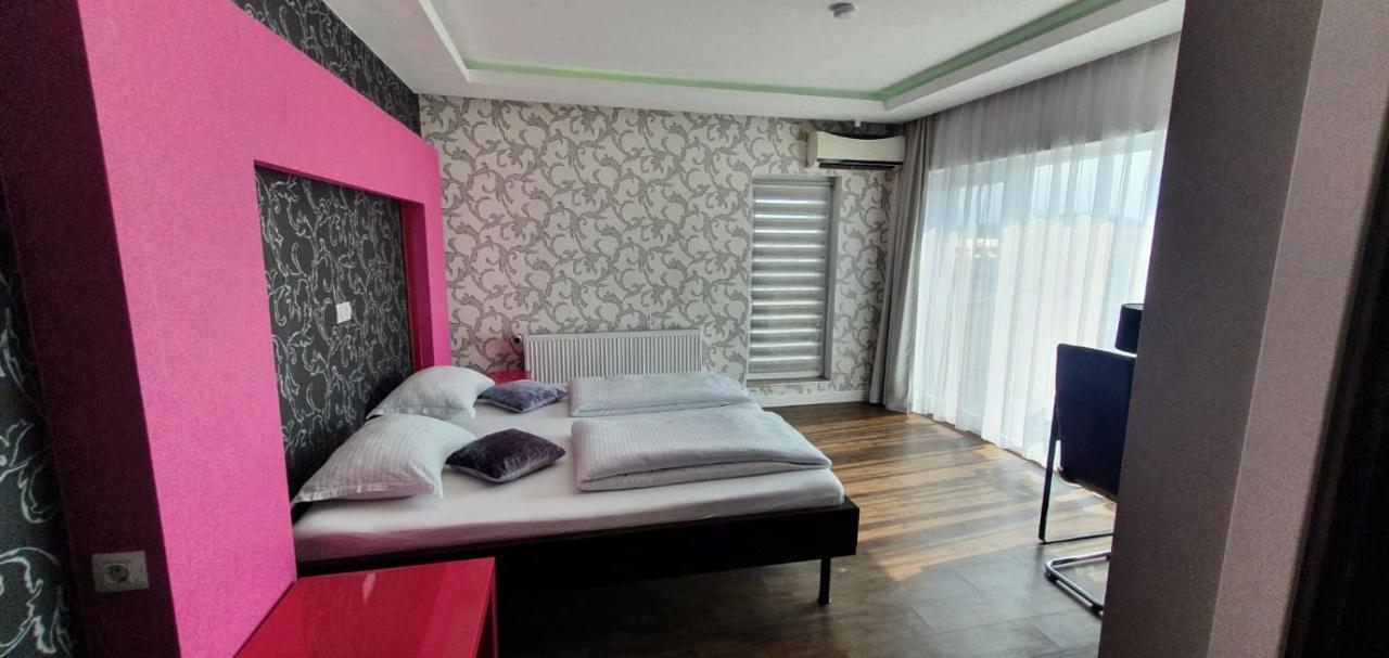 Vila Privilege Felix Baile Felix Luaran gambar